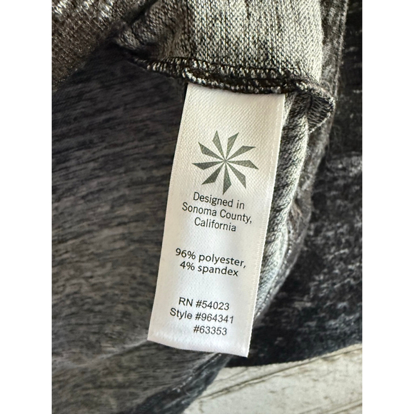 NWOT Athleta Womens Black No Sweatin Sharkbite Marble Pullover size XS - Picture 4 of 5
